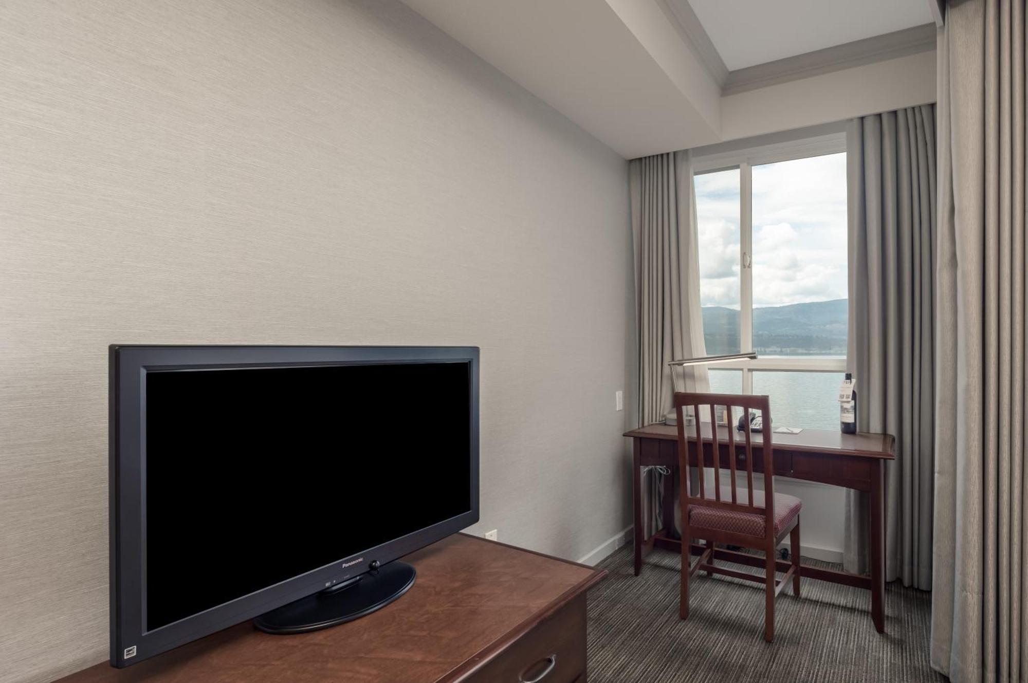 Manteo At Eldorado Resort Kelowna Exterior photo